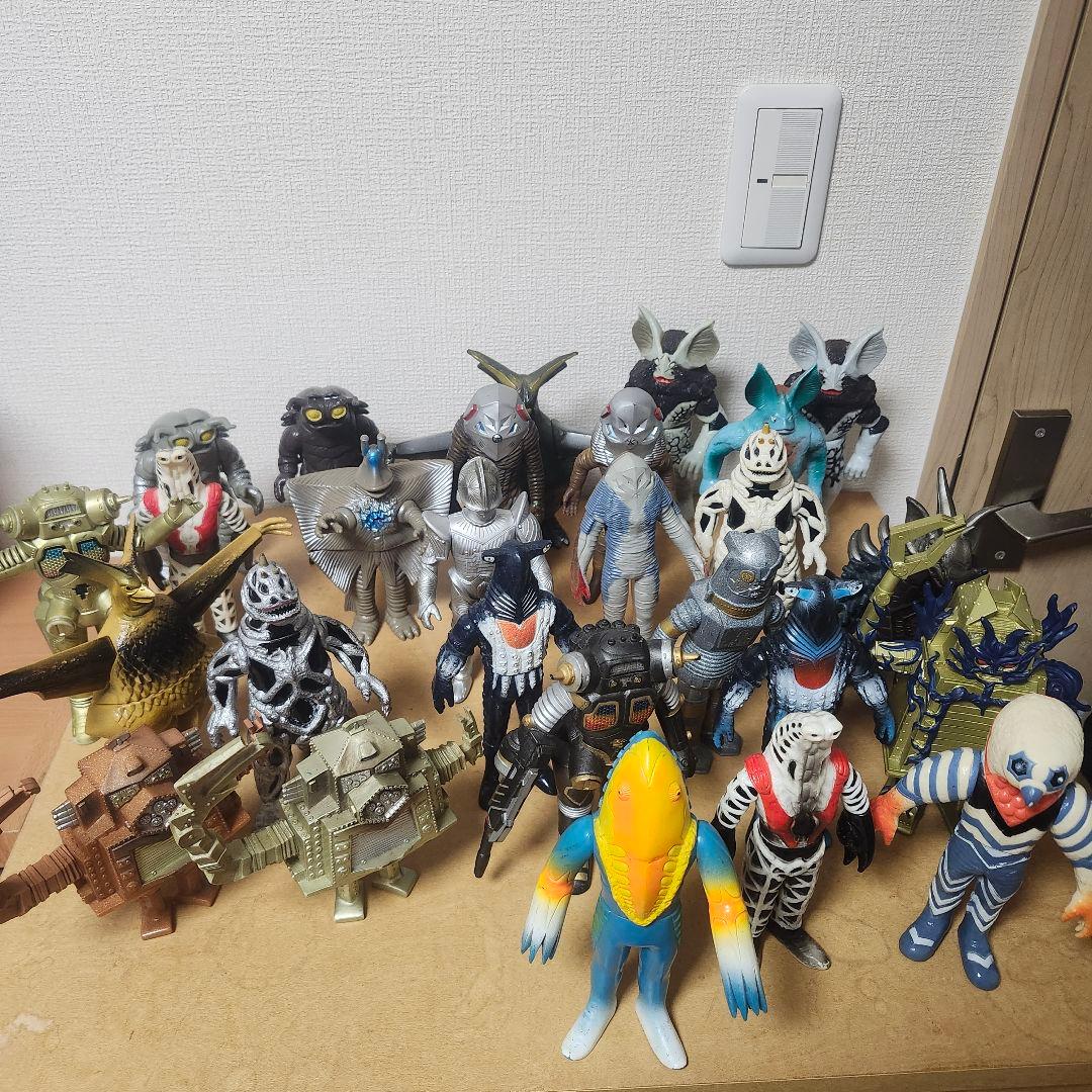 ウルトラマン怪獣ソフビ28体セット フィギュア