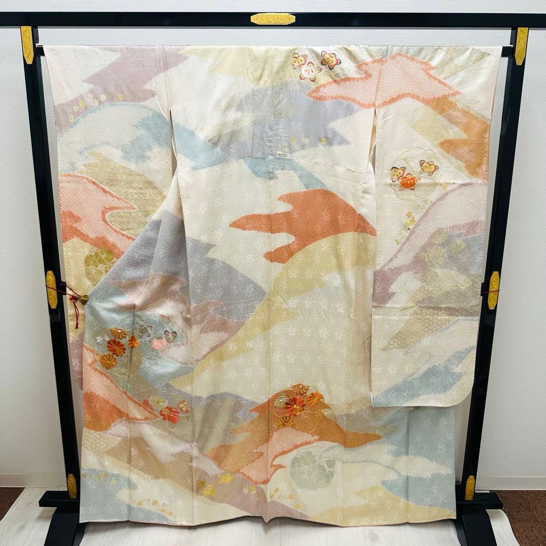 y*☆様 振袖 裄66 美しい刺繍に絞り 金駒刺繍 着物 正絹