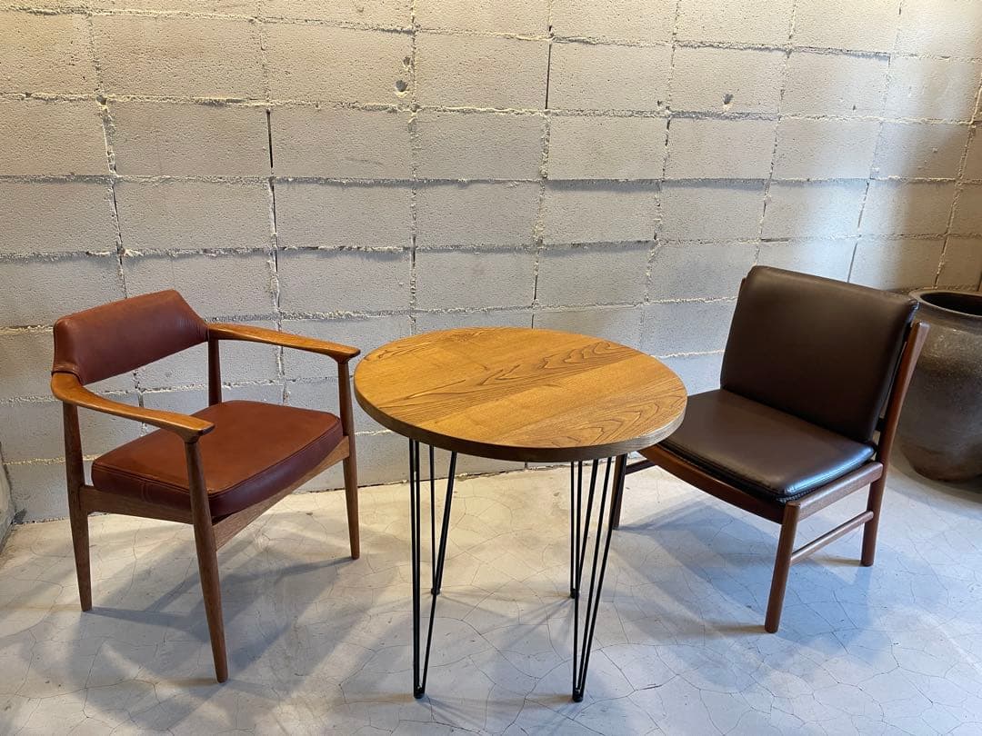 カナ　オーク無垢材　ダイニングテーブル　ラウンドテーブル　ヴィンテージ