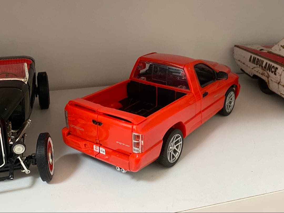 ダッジ　ラムトラック　SRT10 バイパー　トランスフォーマー