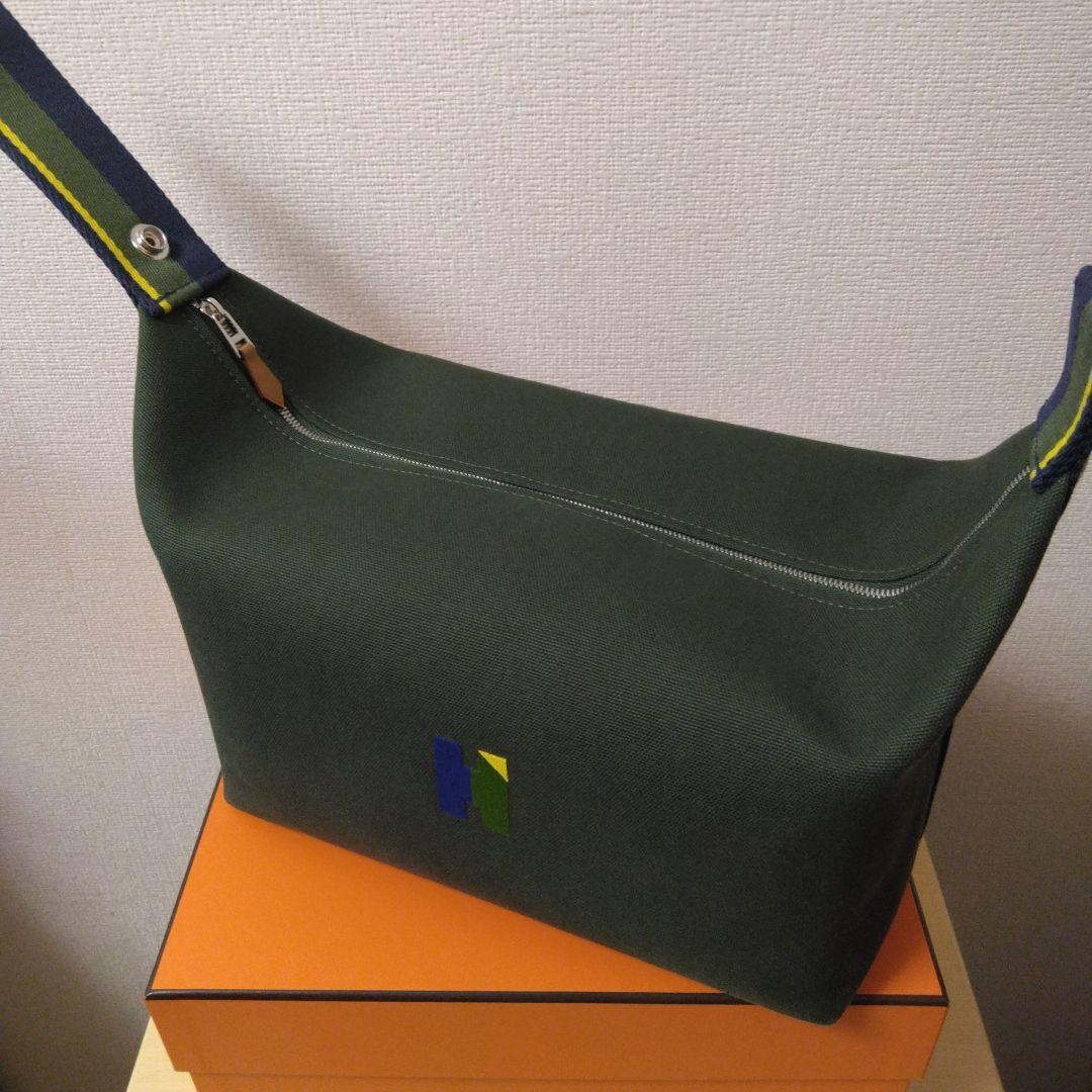 エルメス　HERMES 《ブリッド　ア　ブラック・Hパヴィヨン》 GM　カーキ