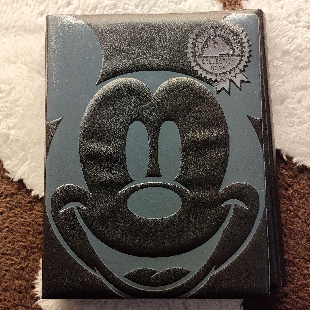 ディズニースーベニアメダル100枚 3冊セット - メルカリ