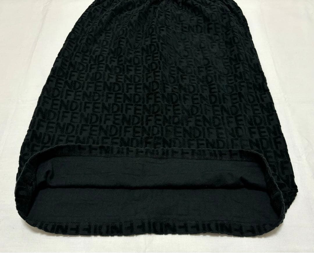 ⚫︎美品⚫︎FENDI フェンディ ロゴ柄　スカート ベロア ストレッチ