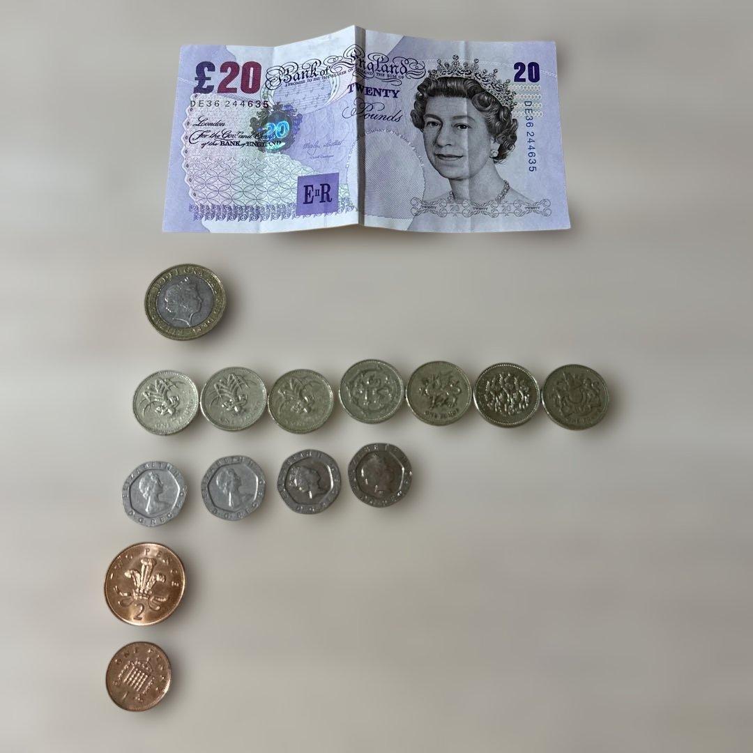 英国の旧貨幣と£20紙幣セット - メルカリ