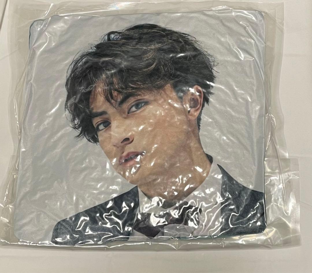 GENERATIONS 白濱亜嵐　クッション実写 GENERATIONS 白濱亜嵐 クッション実写 GENERATIONS 白濱亜嵐クッション実写