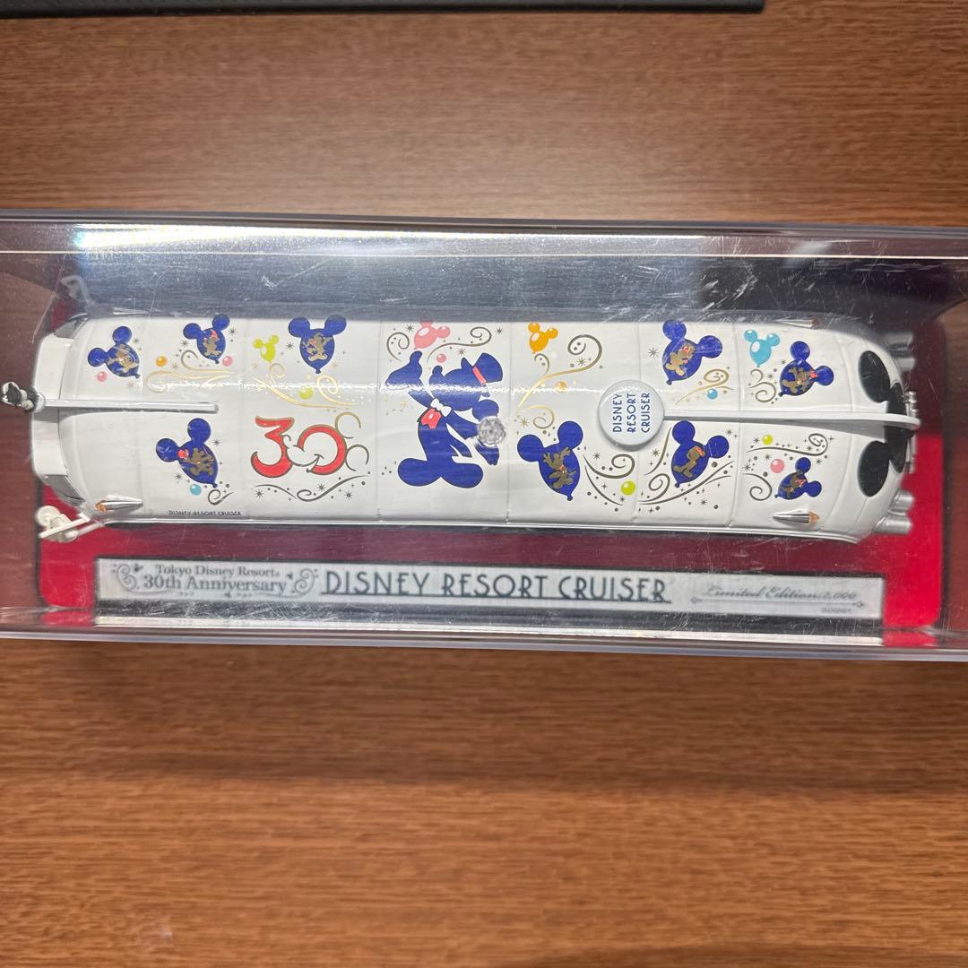 p*5様 ディズニーリゾートクルーザー 30周年 限定版 1/43