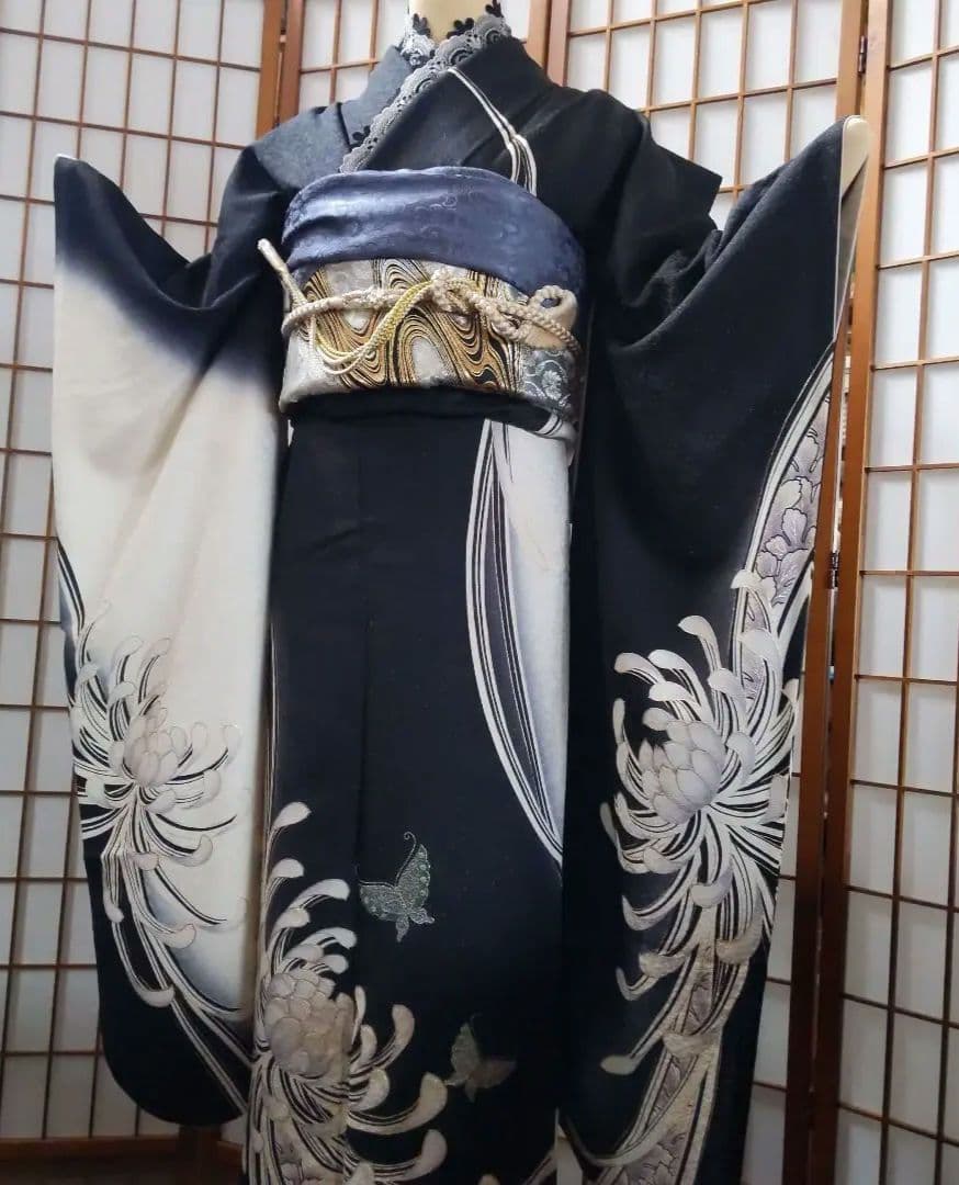 439黒白金通し 大胆華やか!! 乱菊 正絹振袖6点フルセット成人式