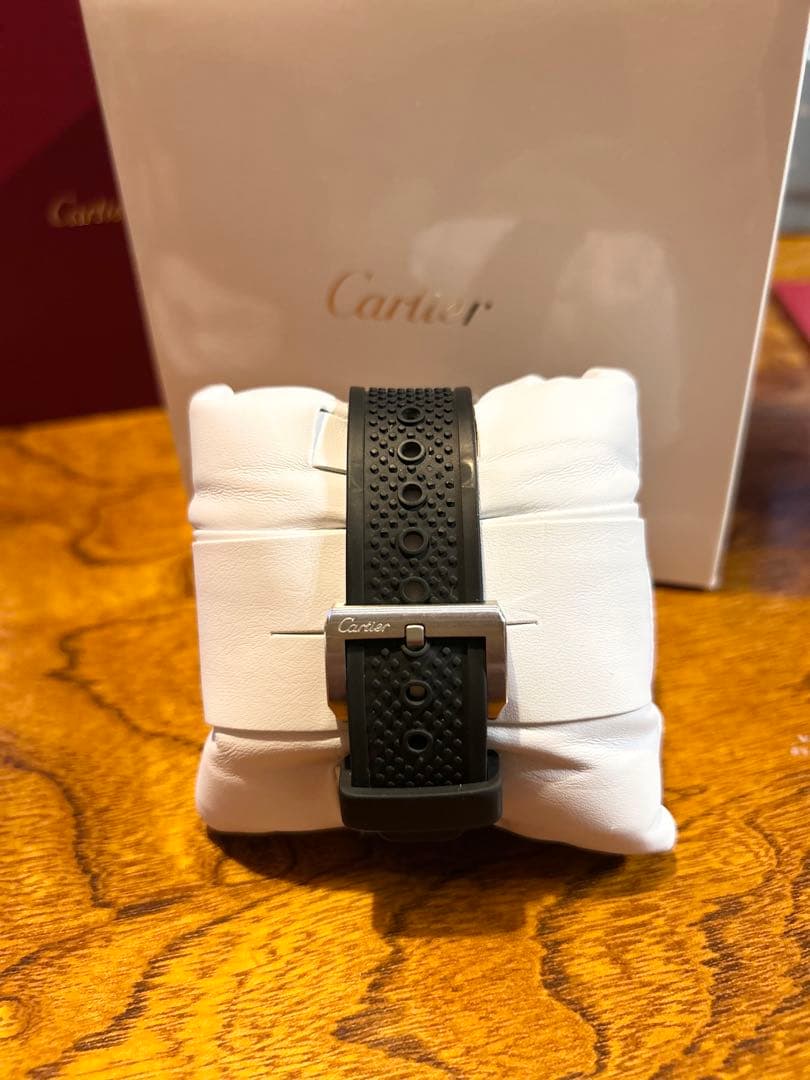 確実正規品 Cartier カリブル ドゥ カルティエダイバーズW7100056
