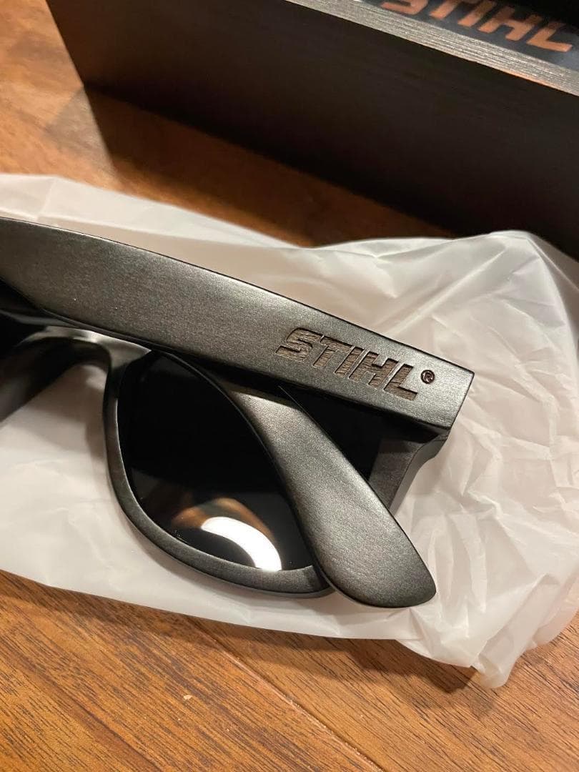 【新品】STIHL スチール 木製サングラス（ラス１）
