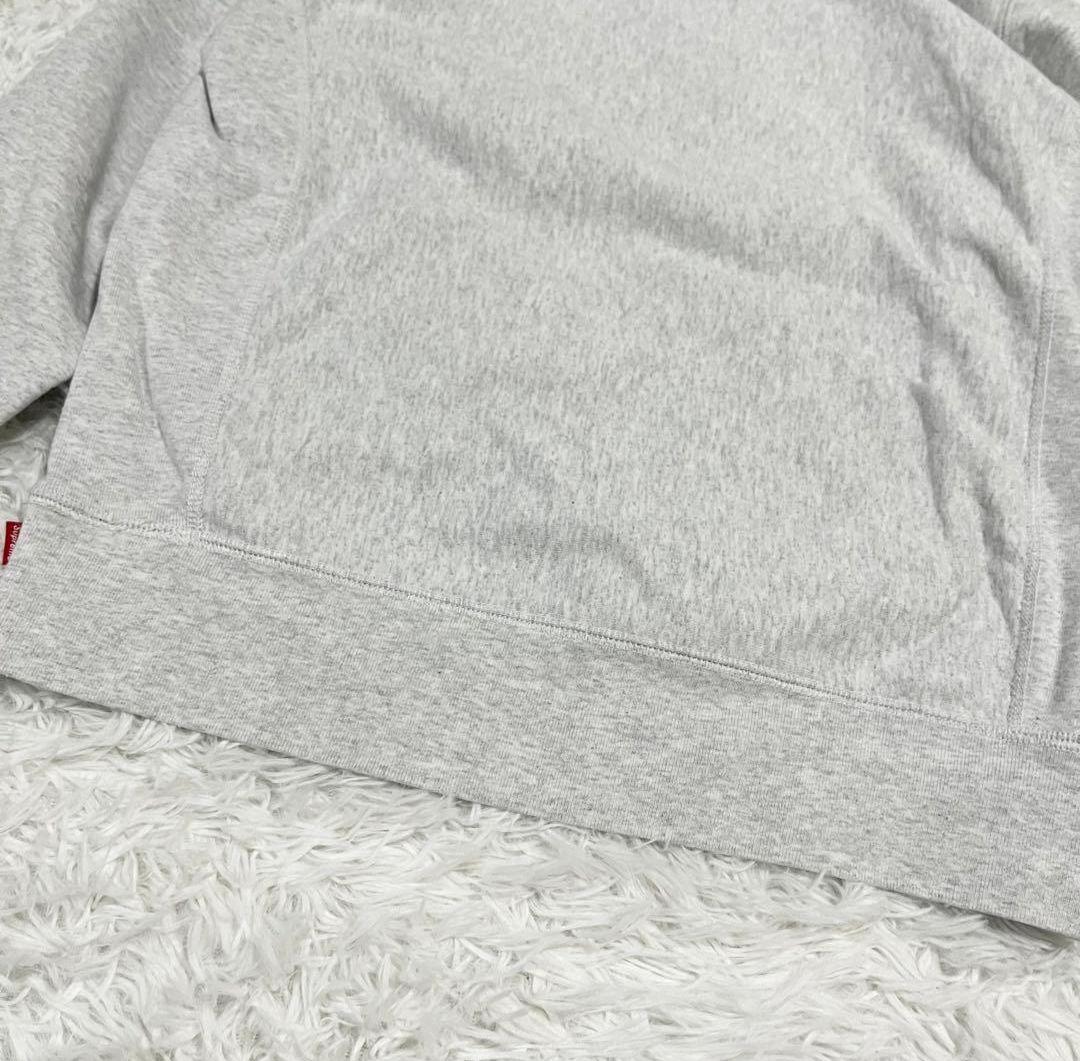 連休最終お値下げ　supreme 19AW パーカー 川口春奈着用 刺繍