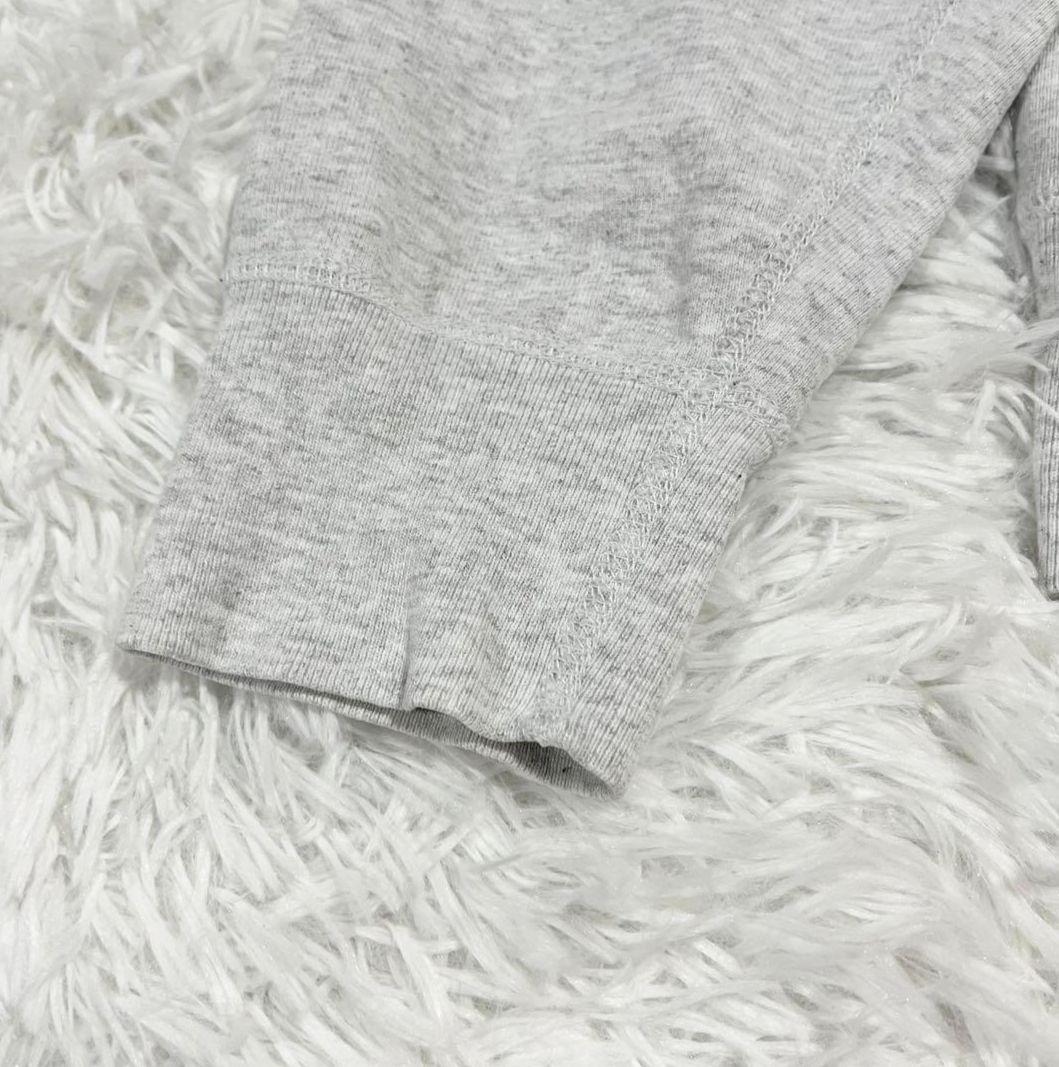 連休最終お値下げ　supreme 19AW パーカー 川口春奈着用 刺繍