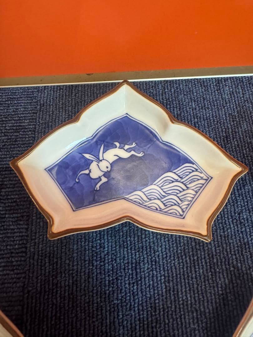 1892 宮内庁御用達『十四代 辻常陸』 辻製 染付兎文 変形皿 5客 有田焼