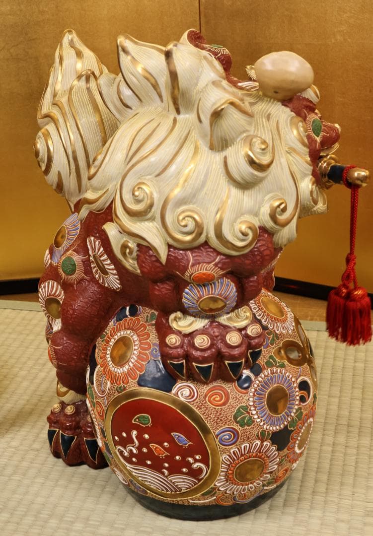 九谷焼 八幡釜 須栄義 剣獅子 置物 床飾 魔除 縁起物 高さ40㎝ BK044