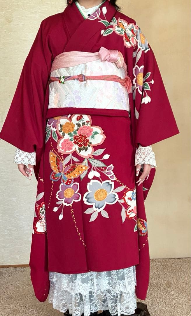 中振袖 金駒刺繍 金彩 ちりめん 古典柄☆美品 成人式 結婚式 - メルカリ