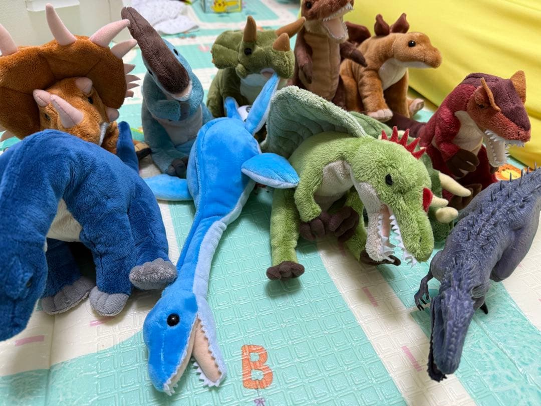カロラータ 恐竜 ぬいぐるみ まとめ売り