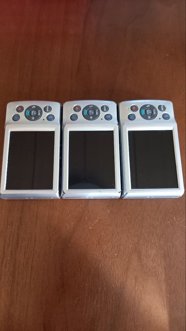 デジカメ Canon IXY 180 ×3 ジャンク