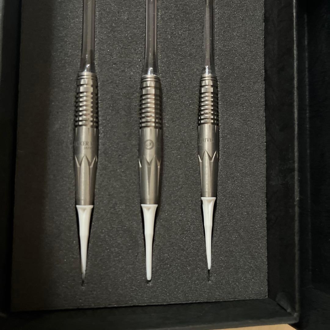 JOKER D Peace Keeper ダーツセット