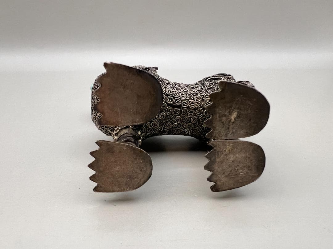 【海】民国期　銀製　獅子　珊瑚　ラピスラズリ　トルコ石装飾　中国骨董品