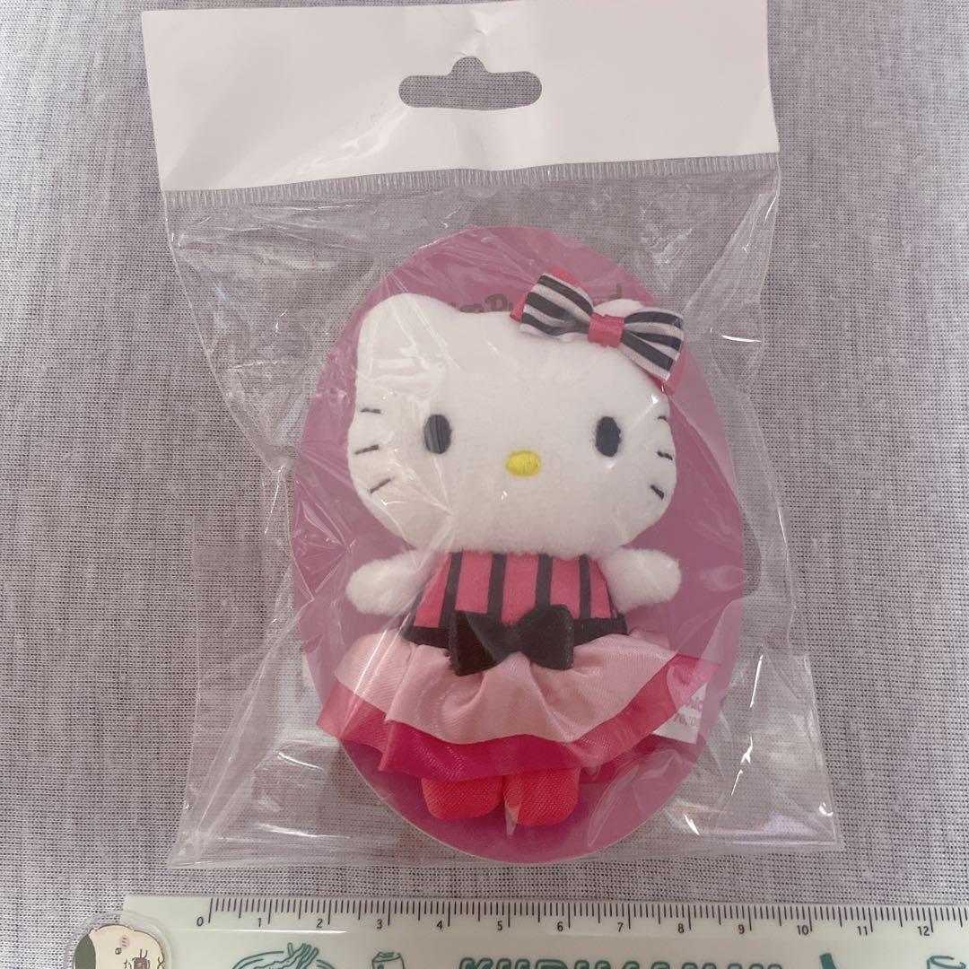 ハローキティ♡激レア♡ピューロランド限定キティぬいぐるみバッジ8種セット♡