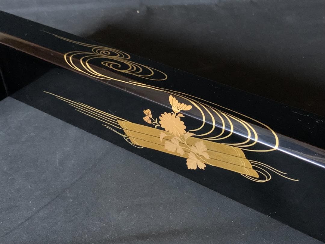 輪島塗 河智製 花筏蒔絵 木製 黒真塗 炉縁 共箱 茶道具