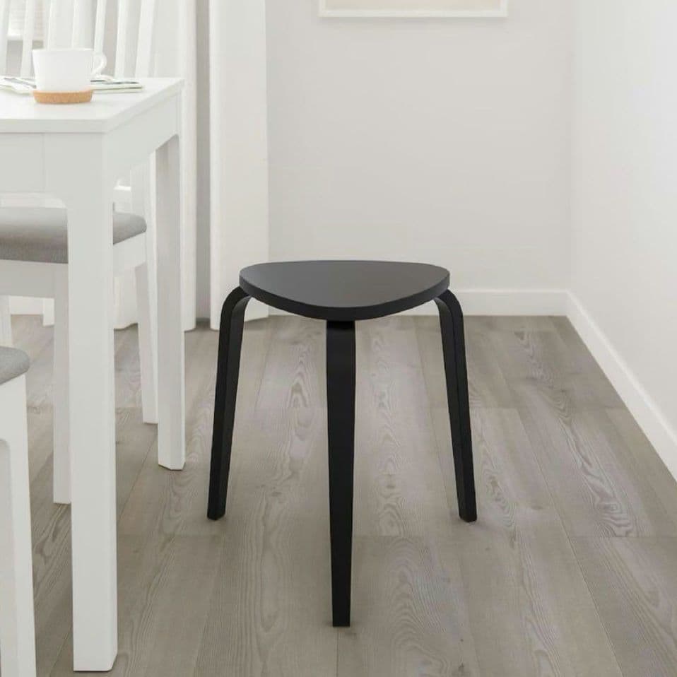 【新品未使用】IKEA KYRRE 三角形スツール 黒