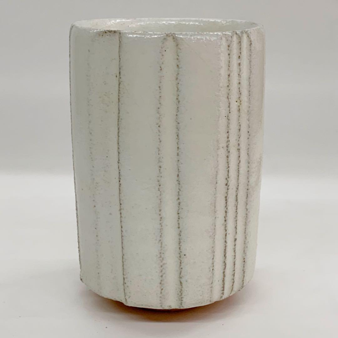 【湯呑み　白釉】清水卯一 清水 卯一 作『油滴天目釉湯呑・白釉湯呑』 ｜骨董品買取 緑和堂