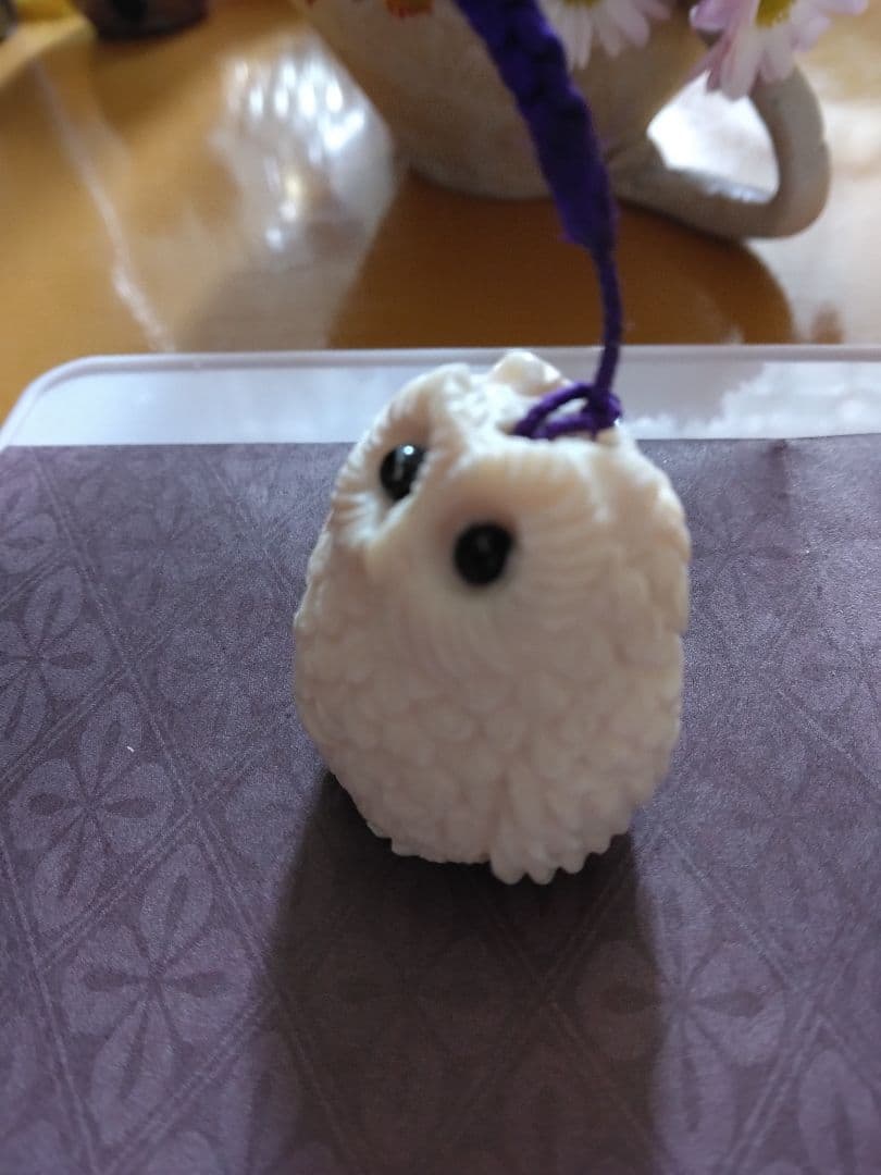 天然素材牙彫刻フクロウ根付け新品3.14x2.8cm