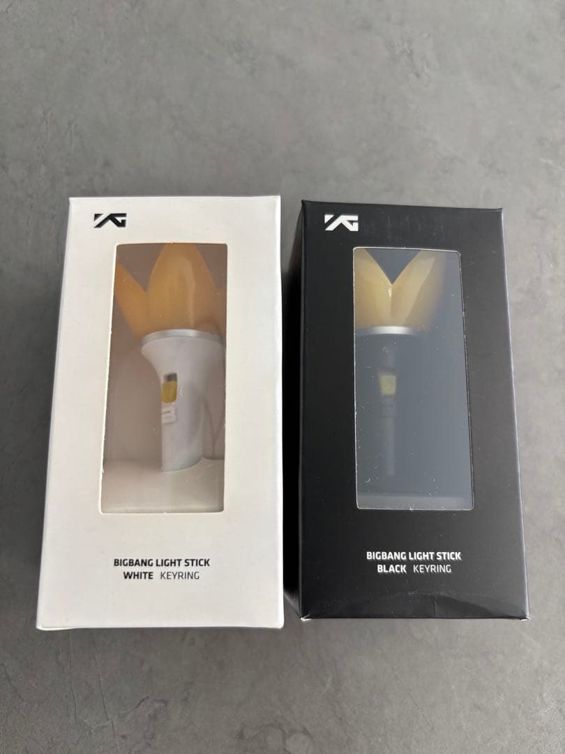 BIGBANG LIGHT STICK KEYRING 2色セット BIGBANG LIGHT STICK KEYRING 2色セット BIGBANG LIGHT STICK KEYRING