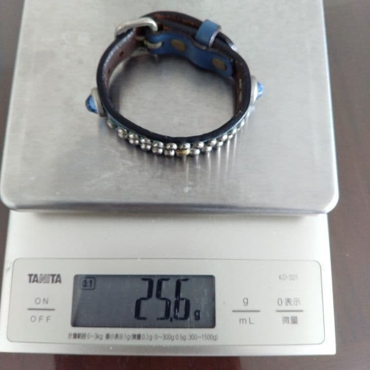 ウルフズヘッド⭐︎15㎜スタッズレザーブレスレット⭐︎ブルー