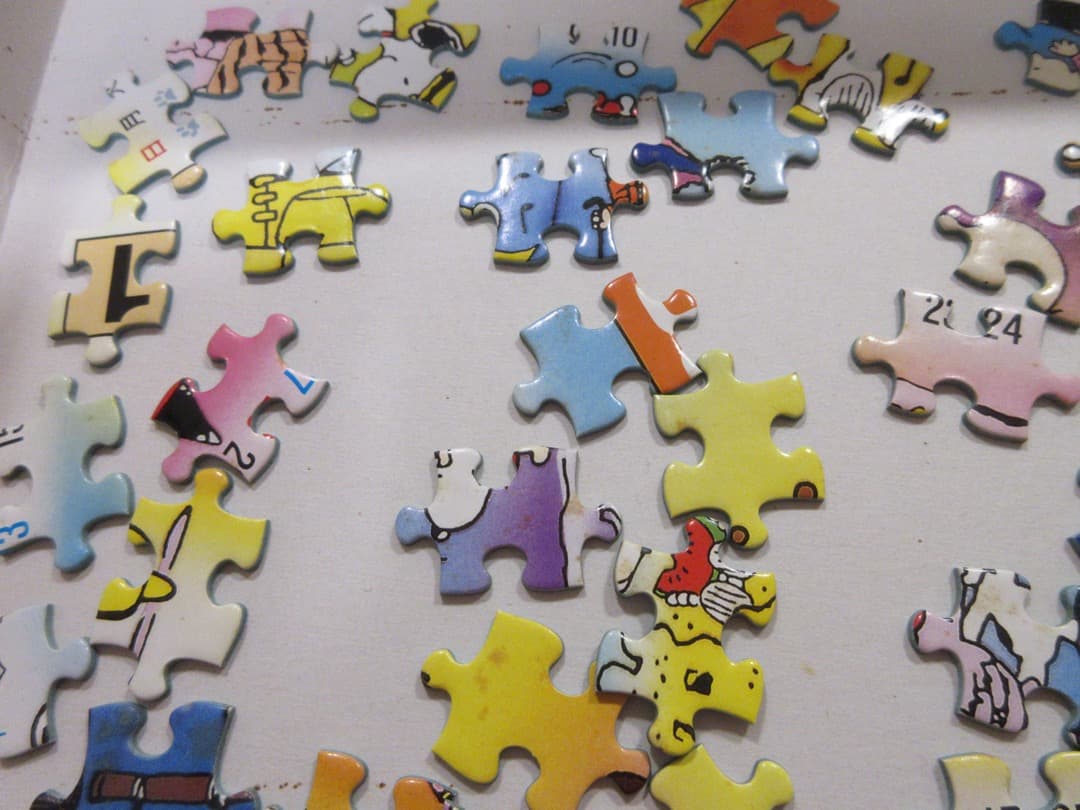 中古品】スヌーピーカレンダージグソーパズル 1994年版 1000ピース