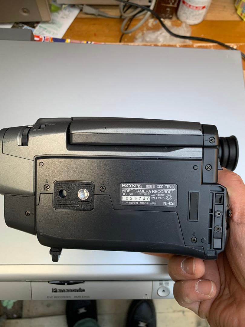 ☆SONYの液晶8ミリビデオカメラ・CCD-TRV20