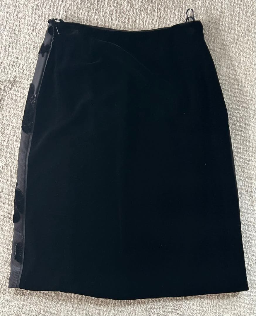 専用 Rakutao様　PRADAプラダ　花柄刺繍 ベルベット シルクスカート