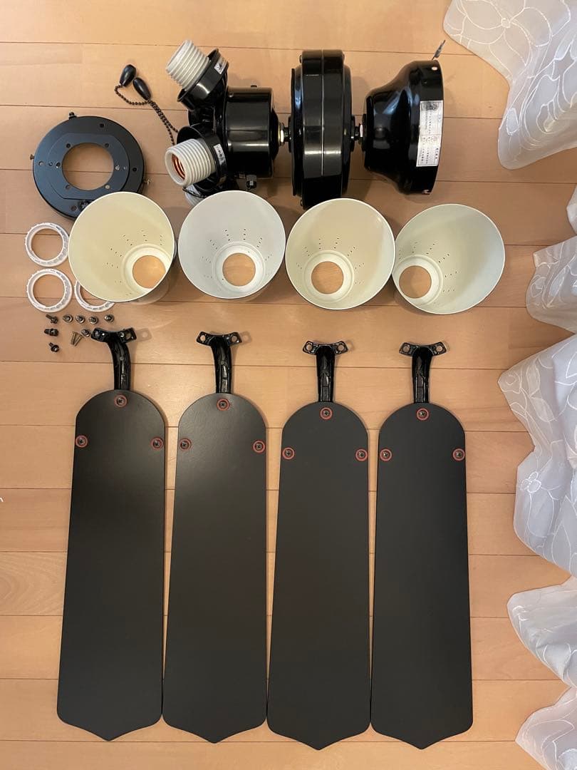 [Oshin]シーリングファン　アンティーク調　４灯