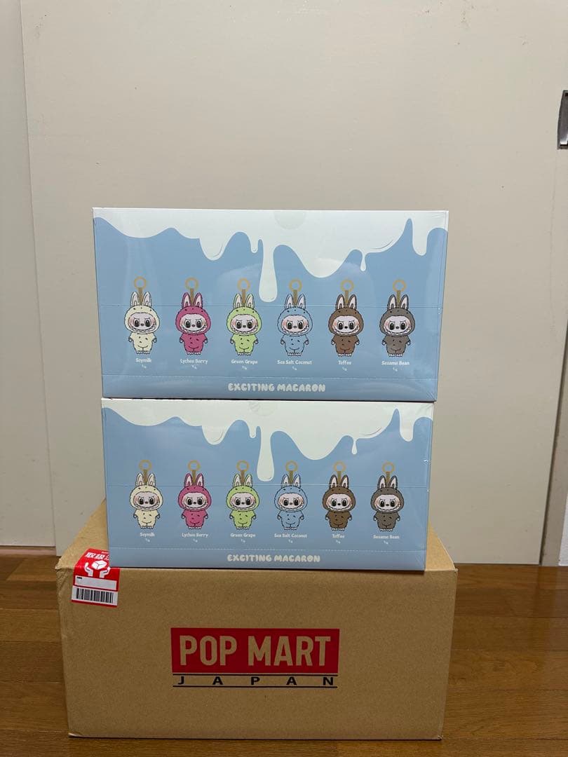 THE MONSTERS Exciting Macaron ぬいぐるみシリーズ