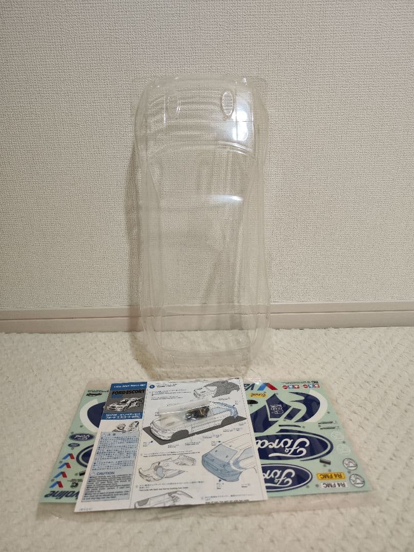 タミヤ　1/10　フォード　エスコート　WRC　スペアボディ