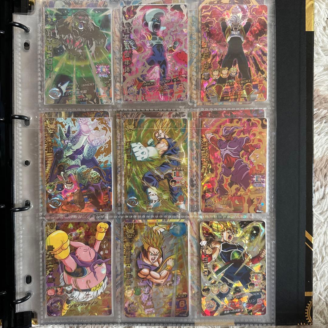 ドラゴンボールヒーローズ引退品です。傷があるものがあるので確認して