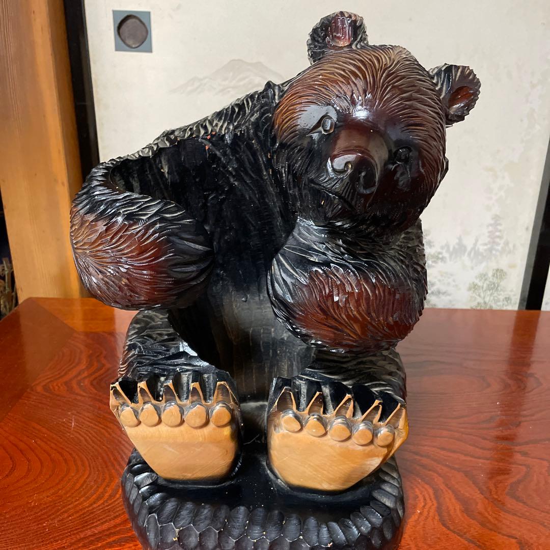 日本酒(一升瓶)抱き 木彫り熊