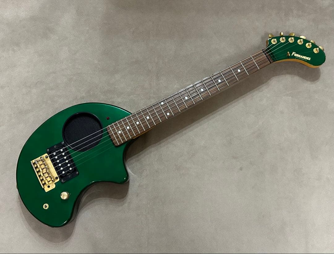 FERNANDES ZO-3 芸達者 エレキギター アンプ内蔵 フェルナンデス