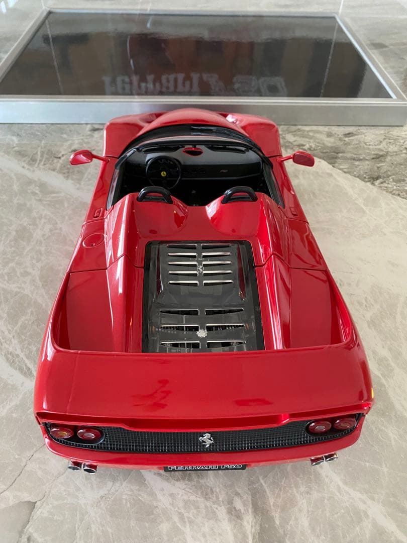 アクリルケース付きFerrari F50 ミニカー赤