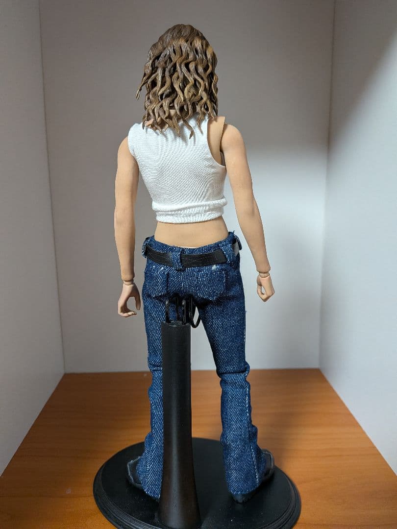 ホットトイズ テキサスチェーンソー エリン アビゲイルウィスラー