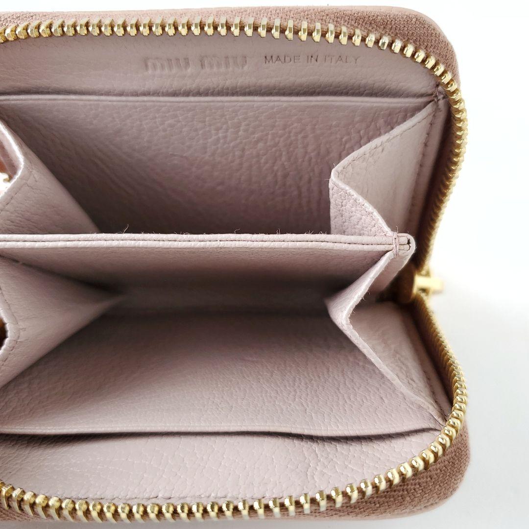 miu miu　ケース　カードケース　ラウンドファスナー　マドラス　ピンク