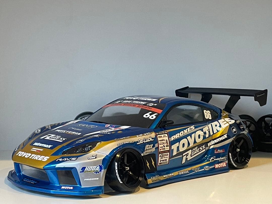 2024 SHIBATA GR86 D1GP TOYO仕様 塗装済未走行ボディ - メルカリ