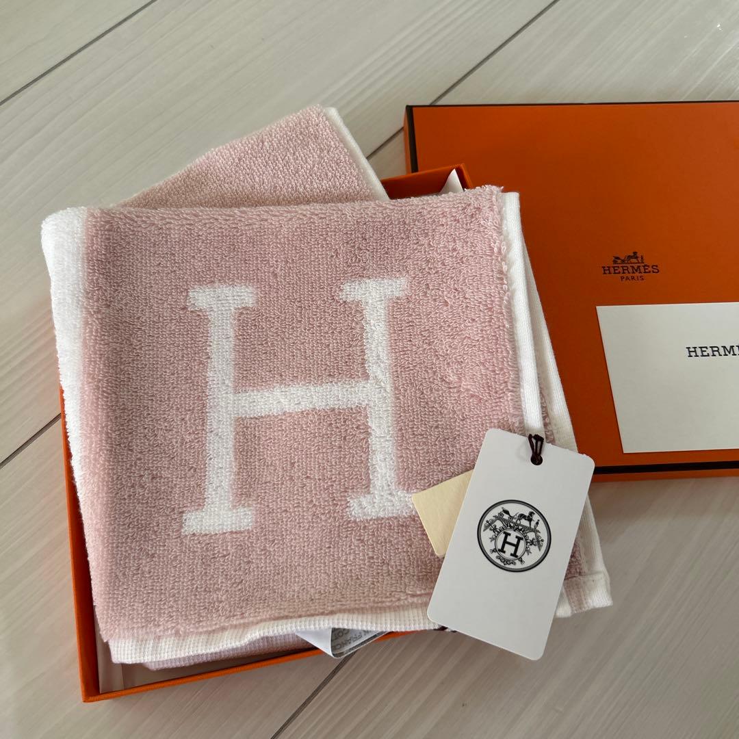 HERMES ピンク Hロゴ タオルハンカチ