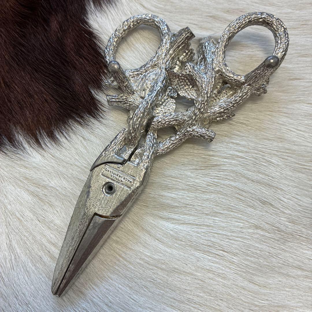 50'sビンテージ！イギリス製 Mirella 葡萄 デザイン ハサミ 鋏 - メルカリ