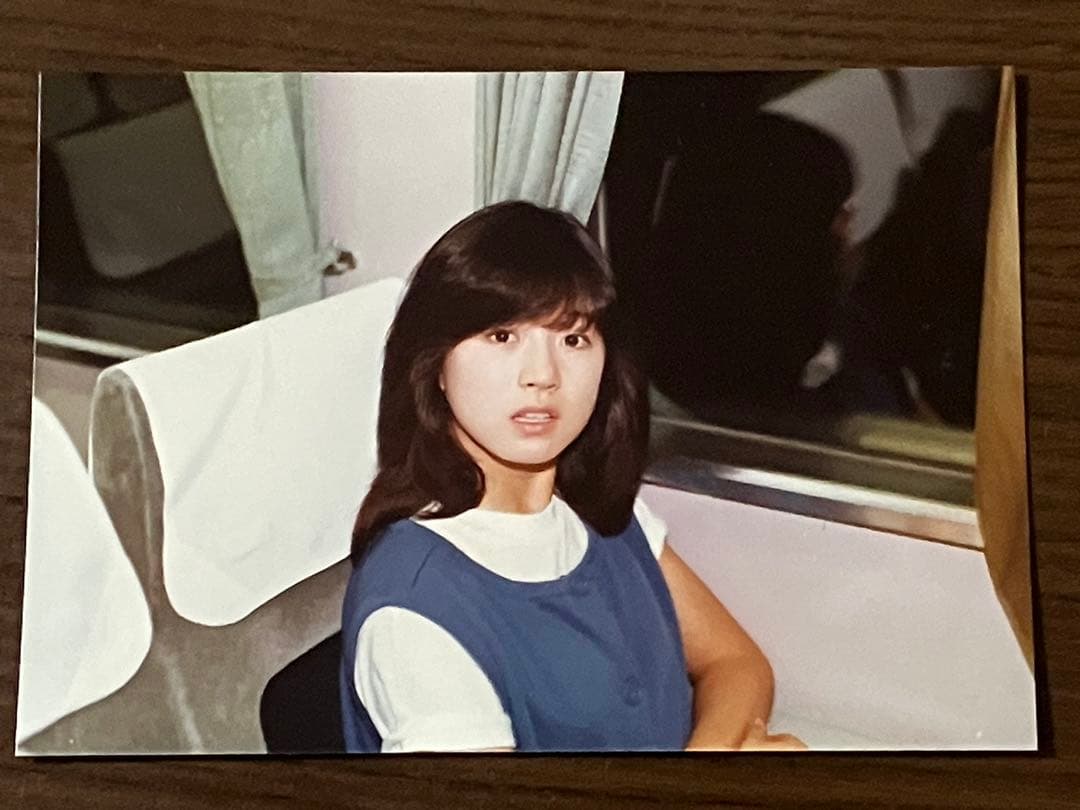 ☆中森明菜デビュー当時生写真E判フジカラー昭和☆ - メルカリ