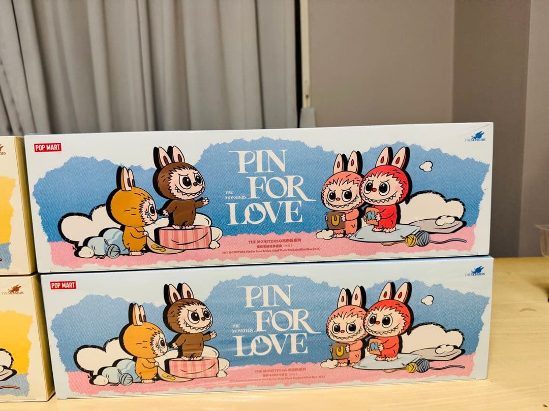 ポップマート ザ モンスターズ ピン フォー ラブ シリーズ ぬいぐるみ