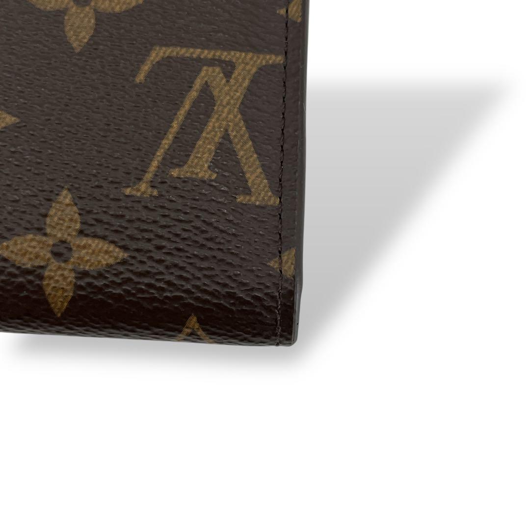 ルイヴィトン　ケース　ポルトモネロザリ　フューシャ　モノグラム　ブラウン