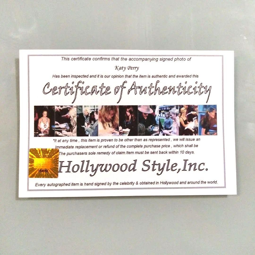 直筆サイン入り写真 ケイティ・ペリー 歌手/フレーム別/SA鑑定済