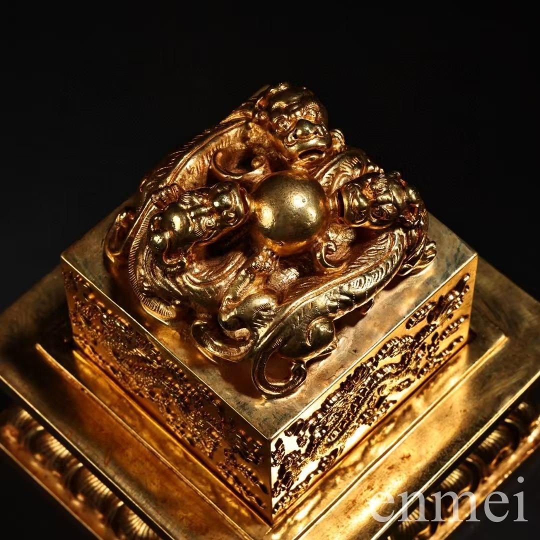 中国古美術・旧蔵鏨刻鎏金の龍印鑑玉璽・純銅製・高浮彫・置物・書道具