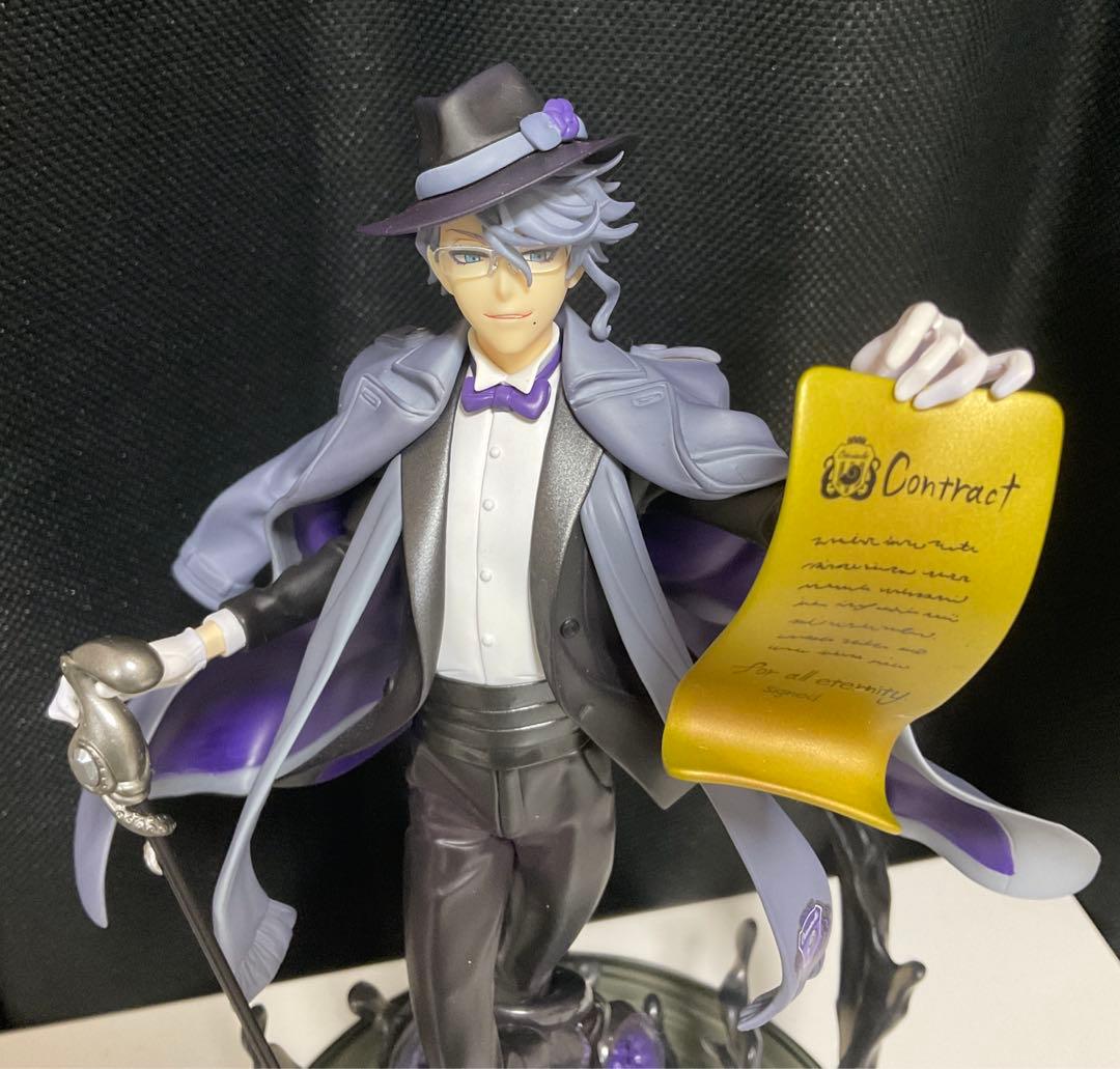 ツイステ アズール・アーシェングロット フィギュア 特典付き - メルカリ